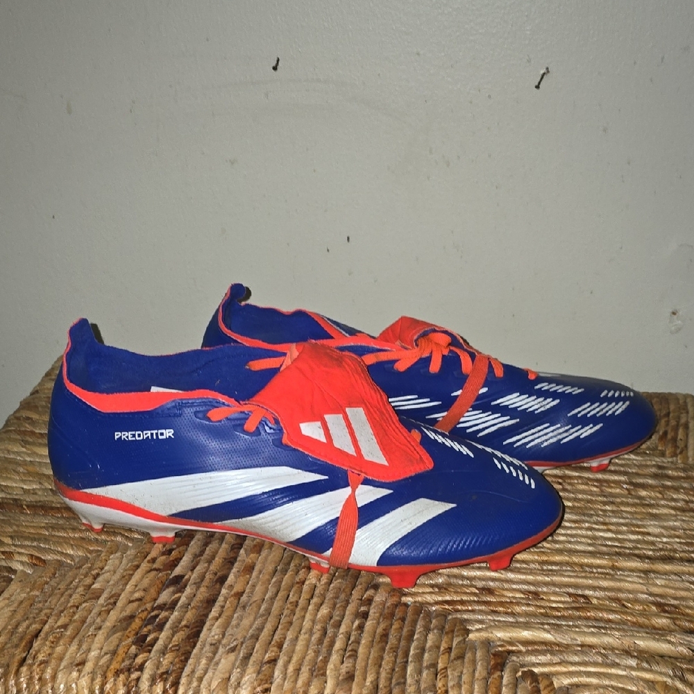 Adidas Predator Men's Blue and Red Athletic Shoes Size 10